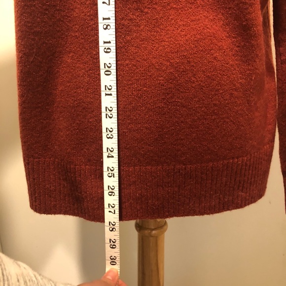 Madewell v-neck sweater- size M - Picture 9 of 10